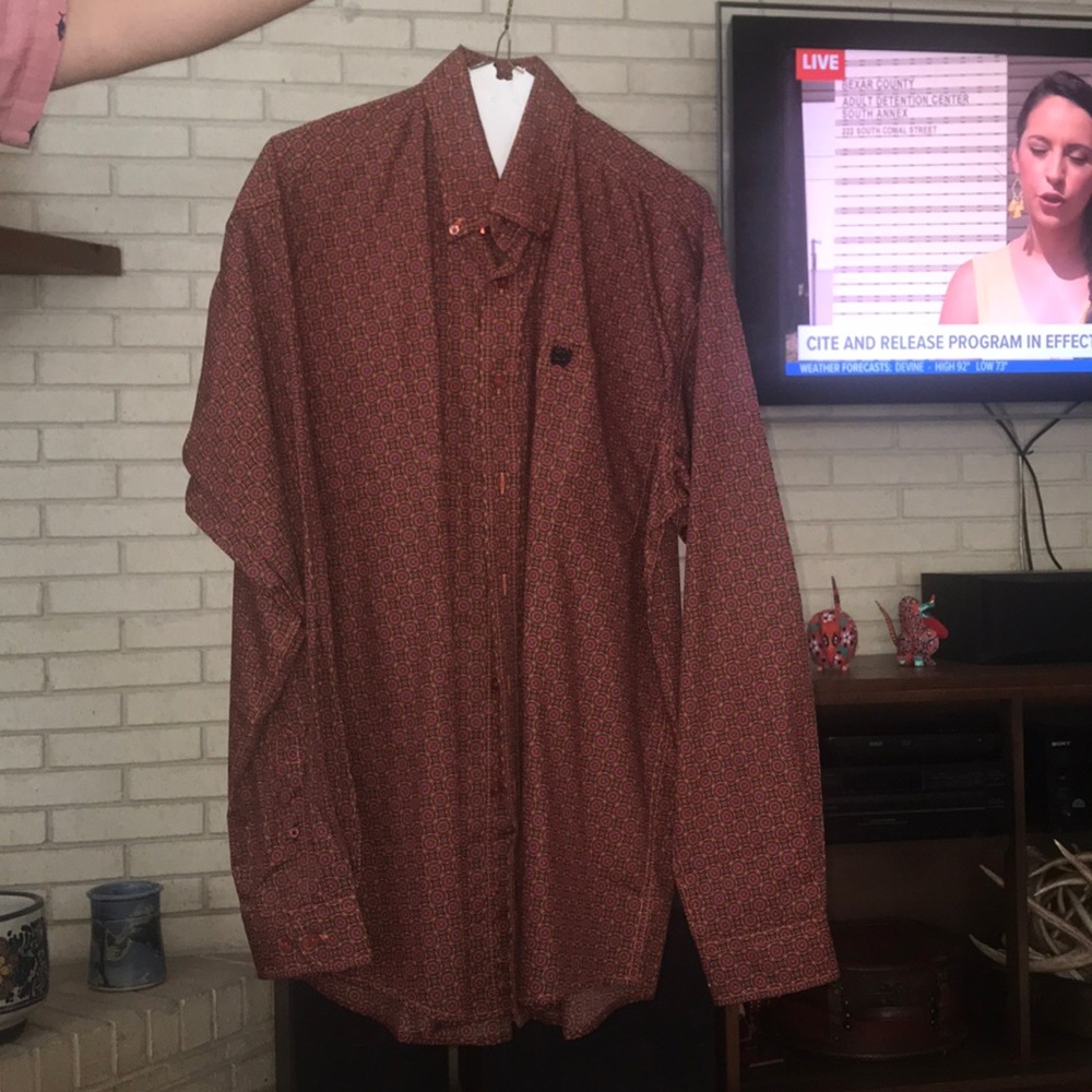 Cinch button down